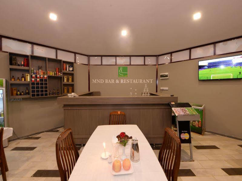 Min Nandar Garden Hotel Thanlyin Esterno foto